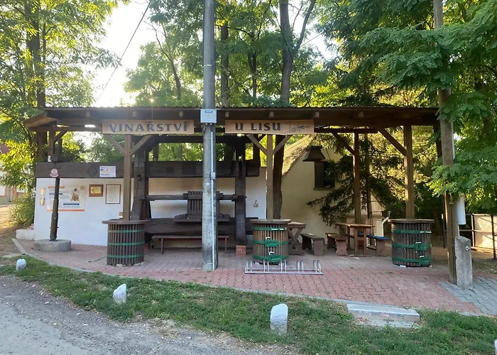 Wbs Vinarstvi U Lisu 6345 Znojmo